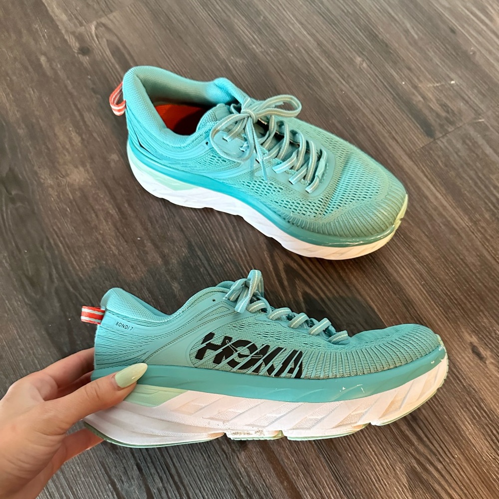 Hoka Bondi